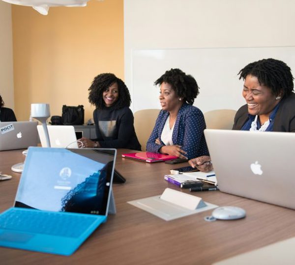 Bridging Cultures: Empowering Independent Work in Australian Workplaces